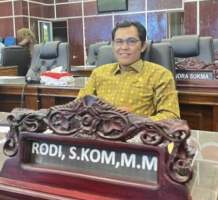 Ketua Komisi II DPRD Kota Bengkulu Dorong Rekrutmen PPPK untuk PTT dengan Masa Kerja di Bawah Dua Tahun