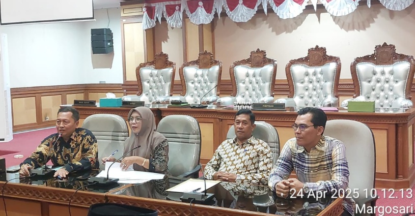 Ketua Komisi II DPRD Kota Bengkulu, Rodi, memimpin studi tiru ke Kulon Progo untuk mempelajari penyusunan LKPj dan strategi pengembangan pariwisata berbasis lokal.