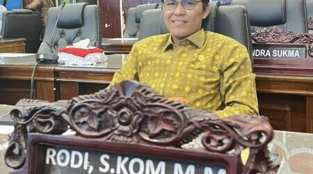 Ketua Komisi II DPRD Kota Bengkulu Dorong Rekrutmen PPPK untuk PTT dengan Masa Kerja di Bawah Dua Tahun